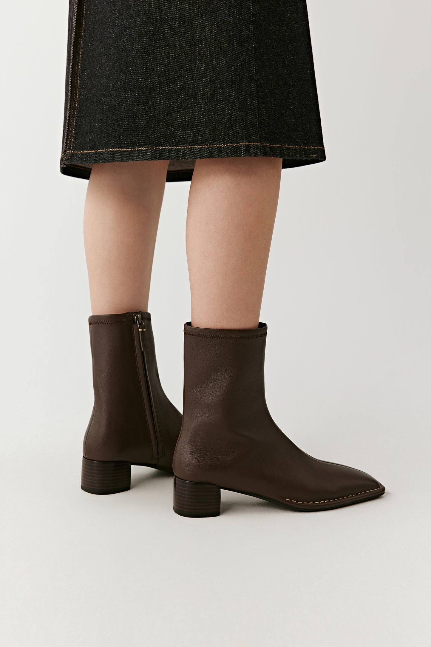 Rear view emphasising the curve and fine grain of the leather.