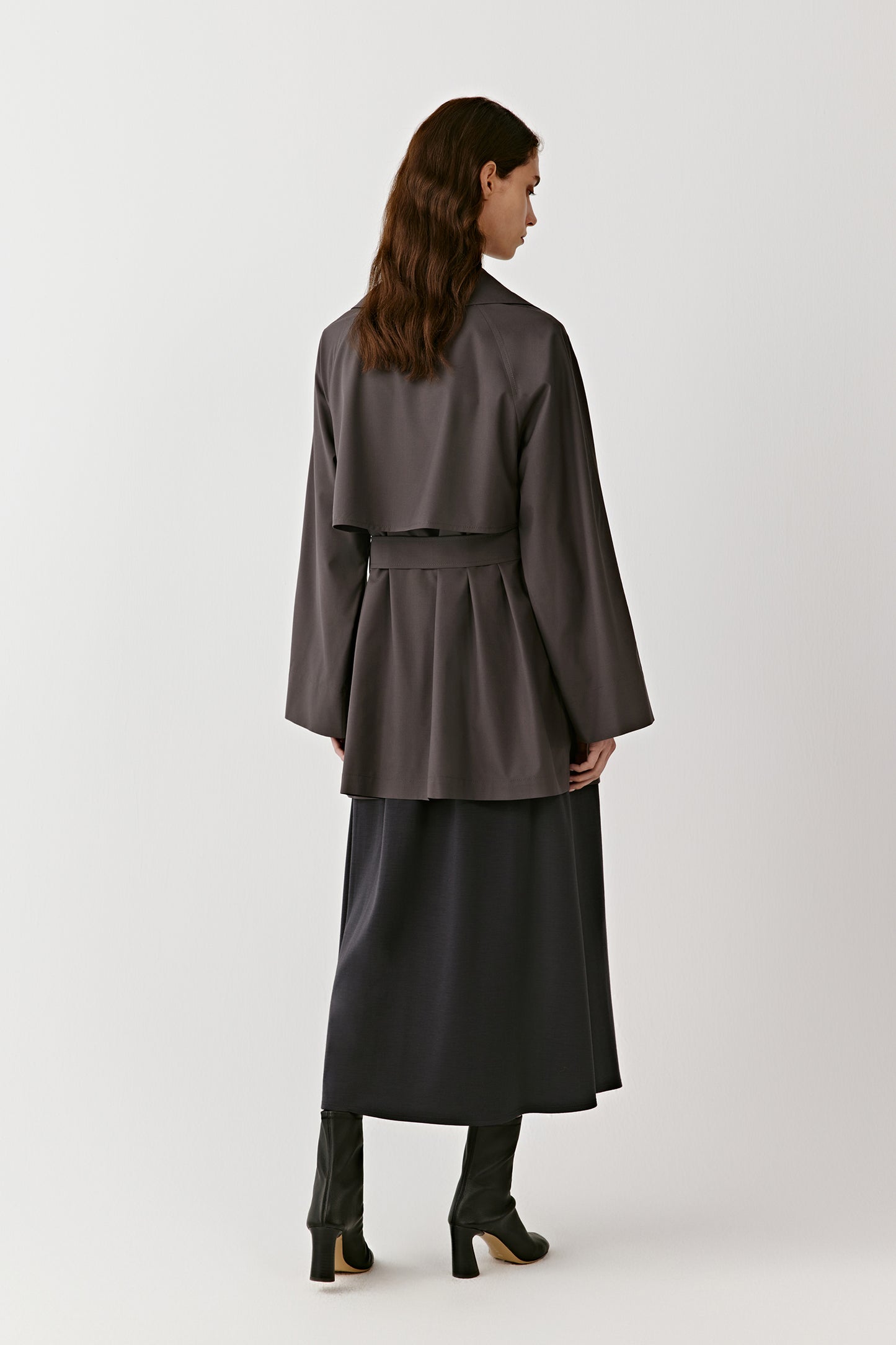 DEW Short Trench Coat in Wool and Silk