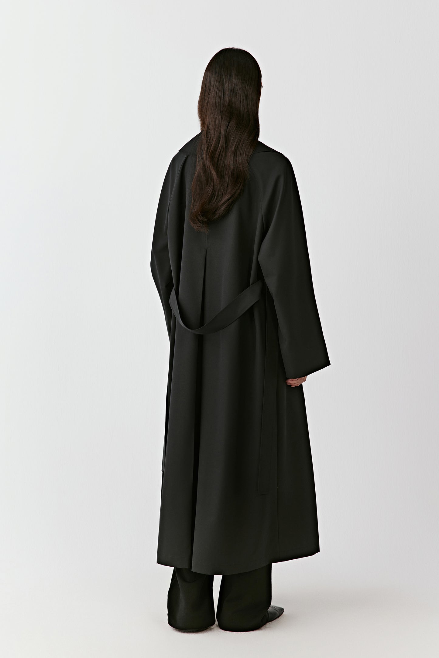 DEW Trench Coat in Wool