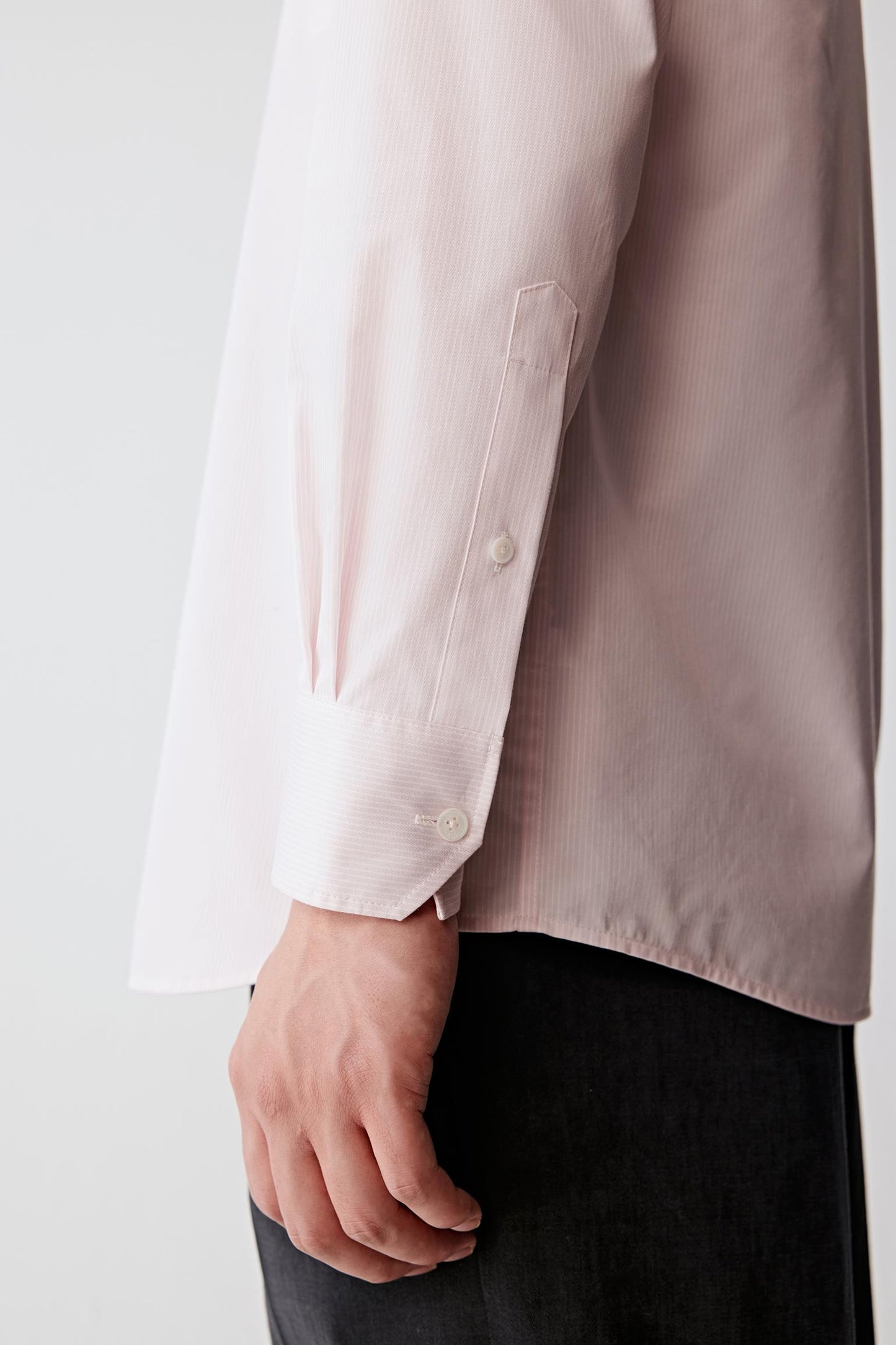 Close-up of the cuff and fabric structure.