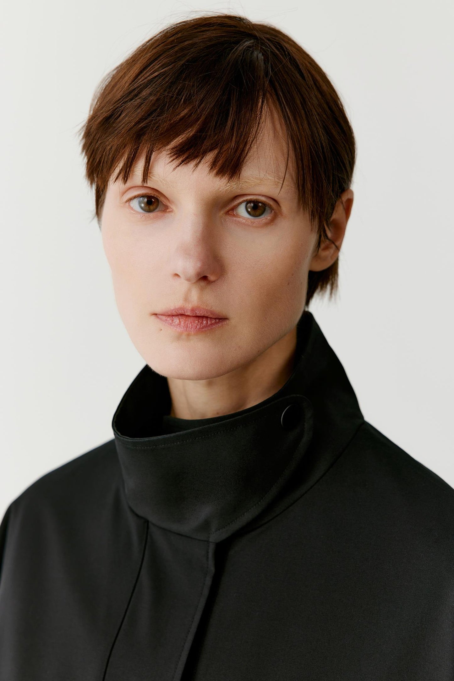 DEW Single-Breasted Trench Coat in Wool and Silk