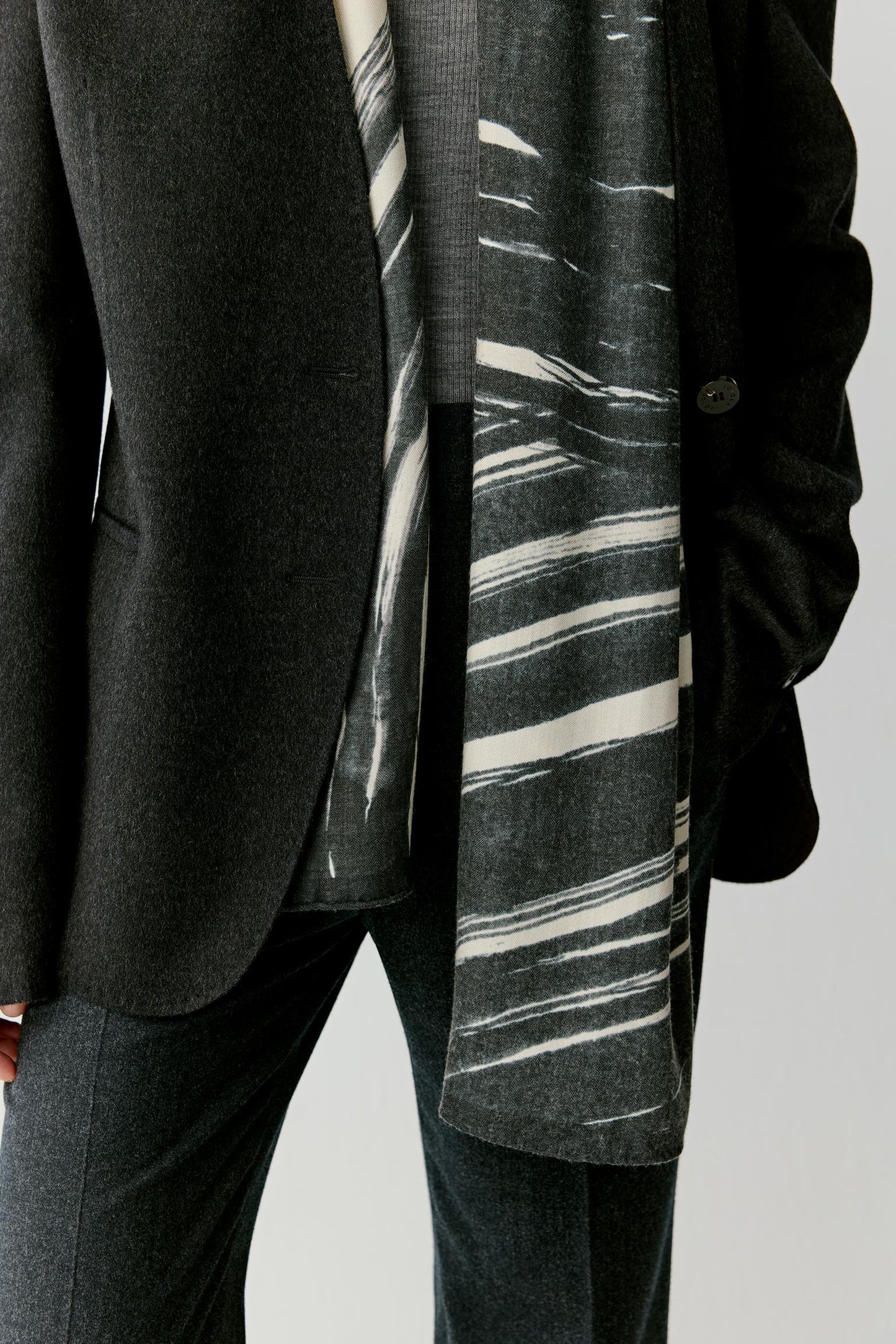 Printed Scarf in Cashmere and Silk