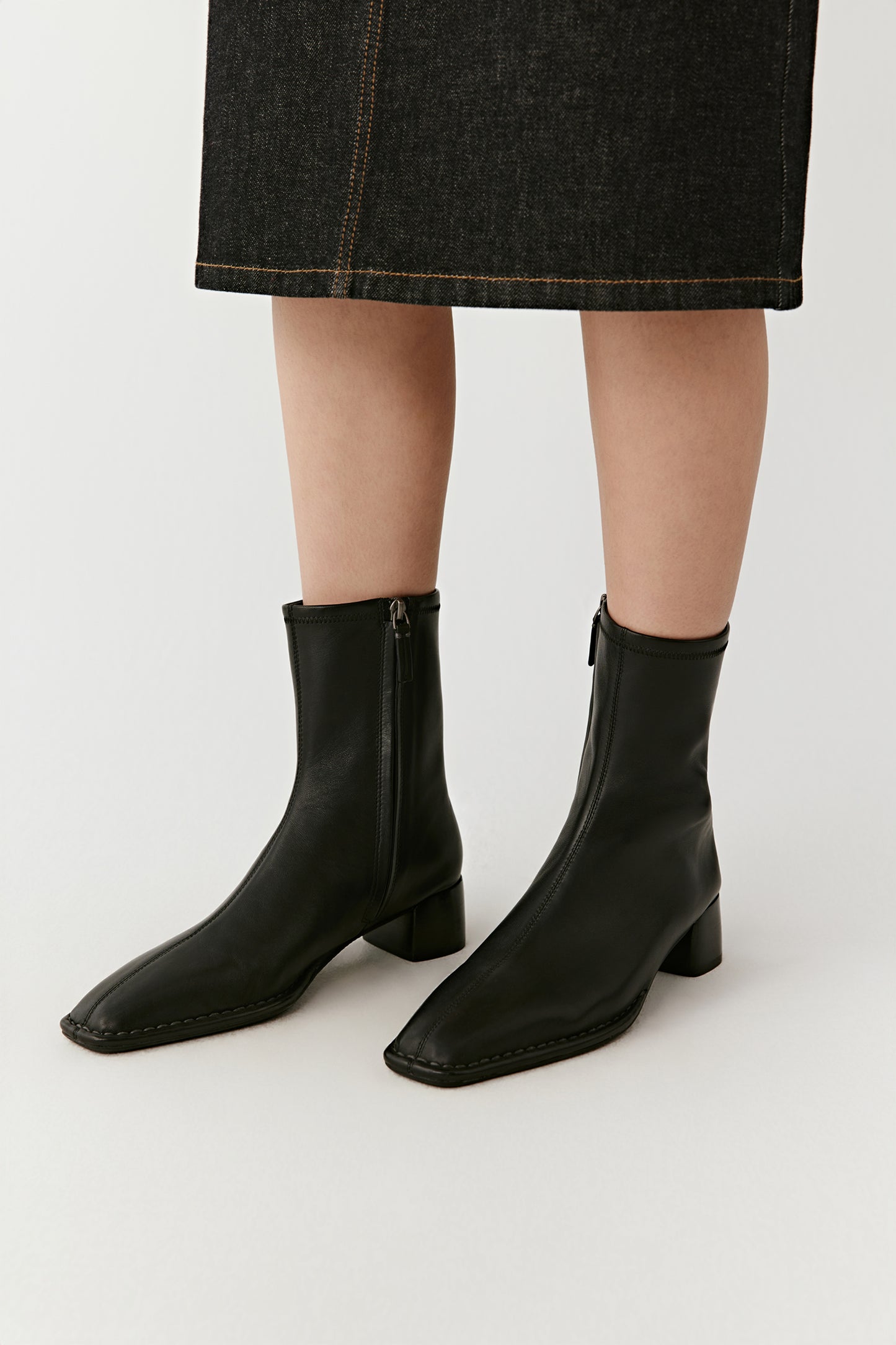 Bottines en cuir de mouton lisse