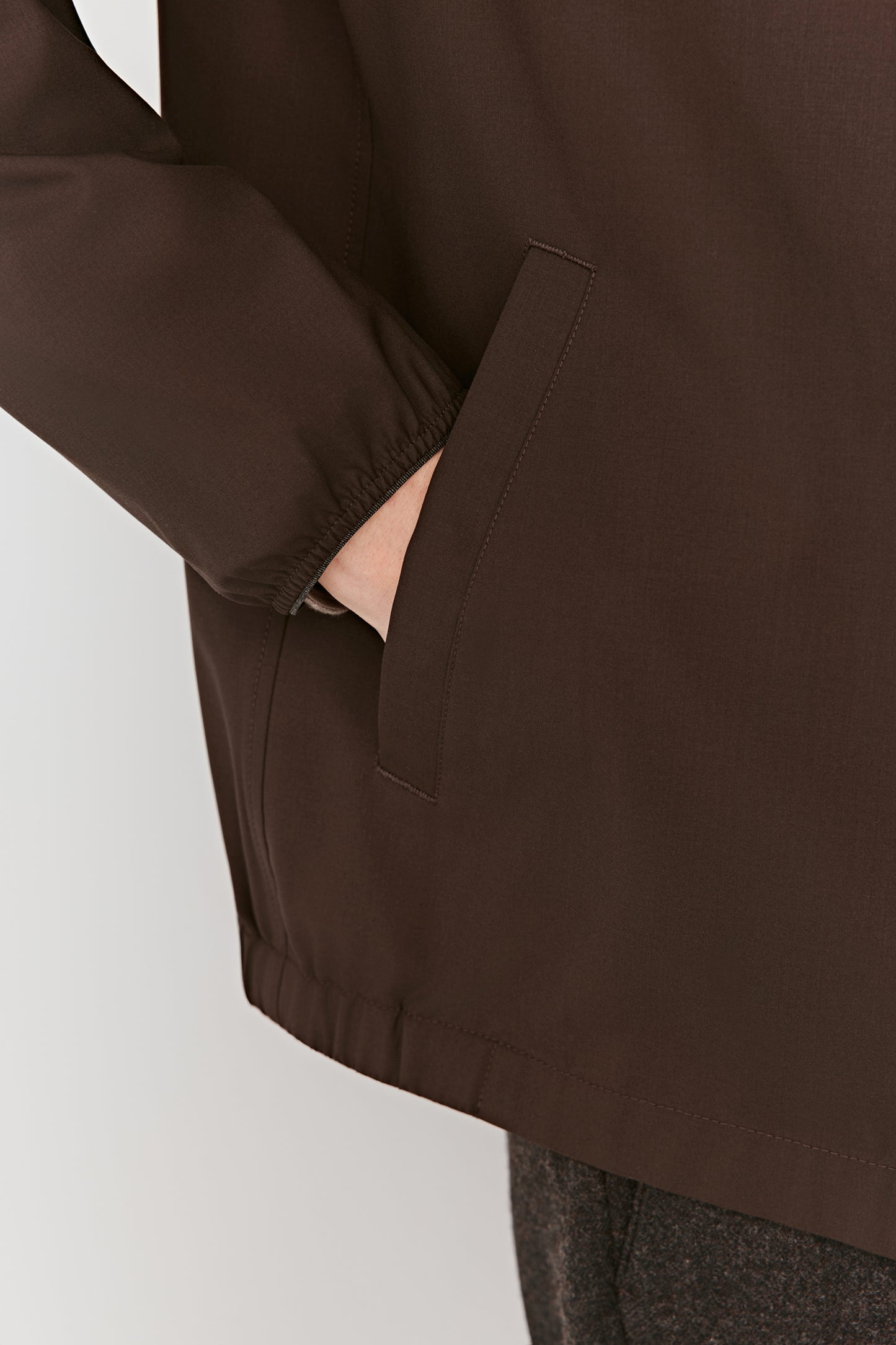 Veste à capuche en laine peignée et soie