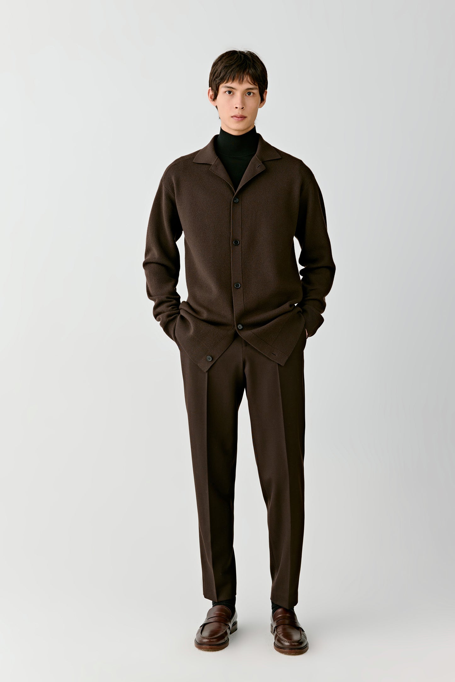  Pantalon en laine sergée