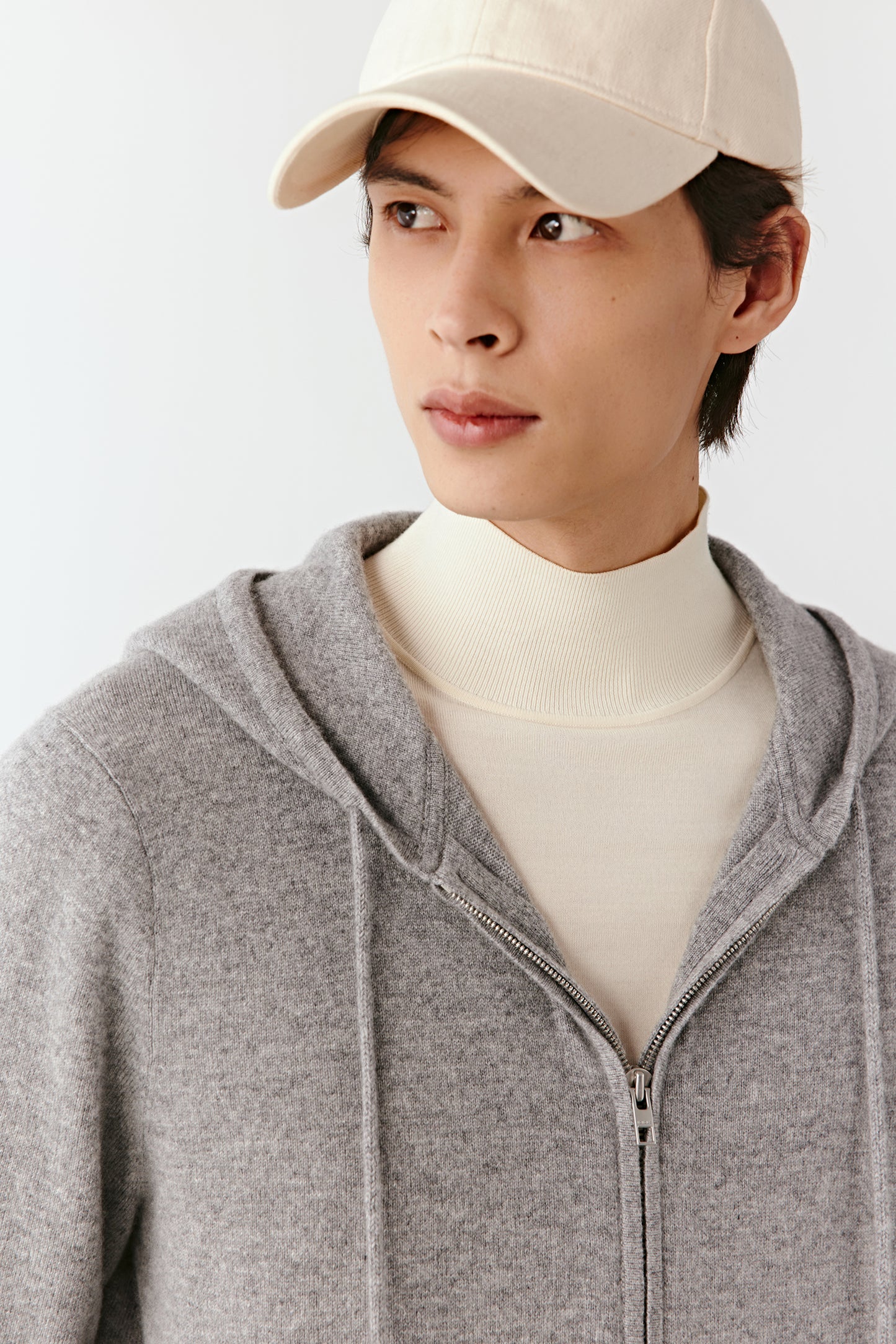Zipped Cardigan in Cashmere