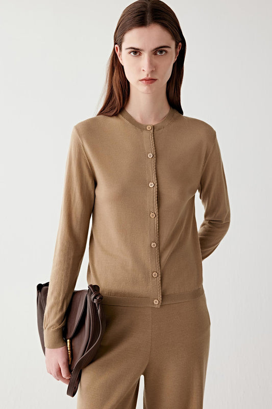 Three-quarter front view showing the straight silhouette and balanced proportions.