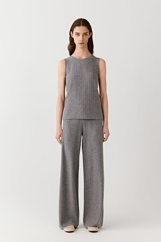 Tank Top in Fine Ribbed Cashmere