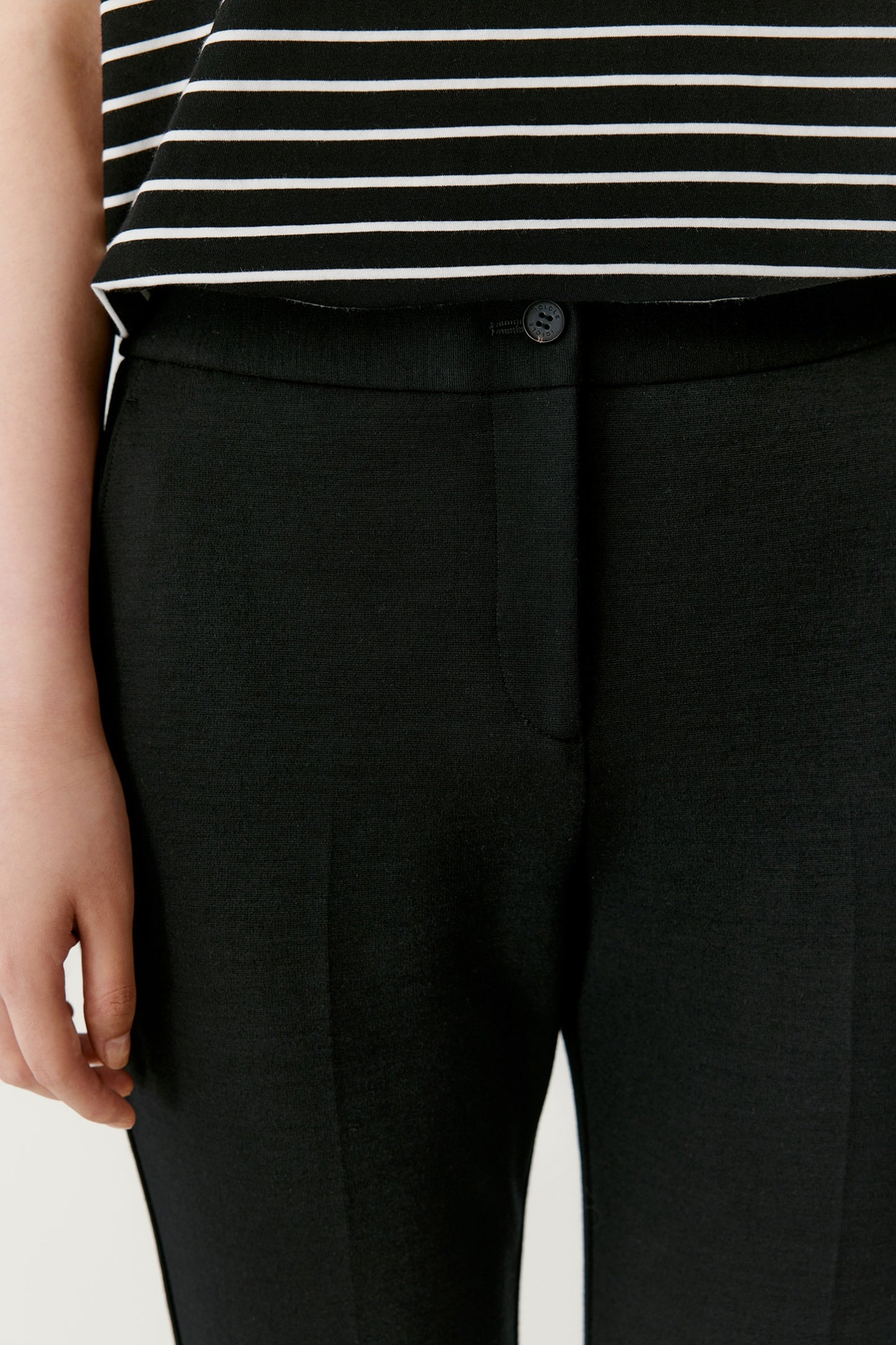 Straight-Leg Trousers in Combed Wool Jersey