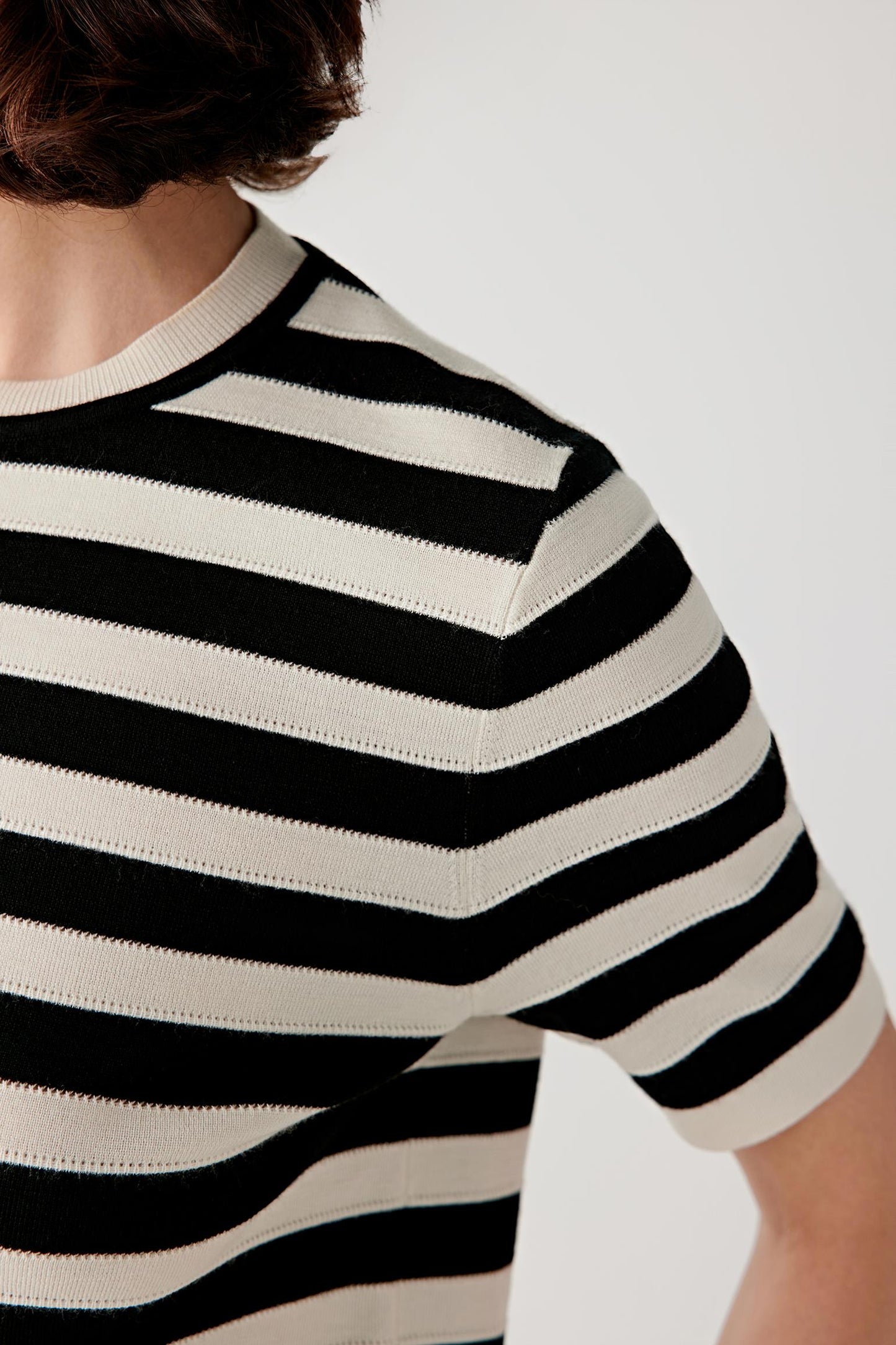 Pull rayé en laine et soie