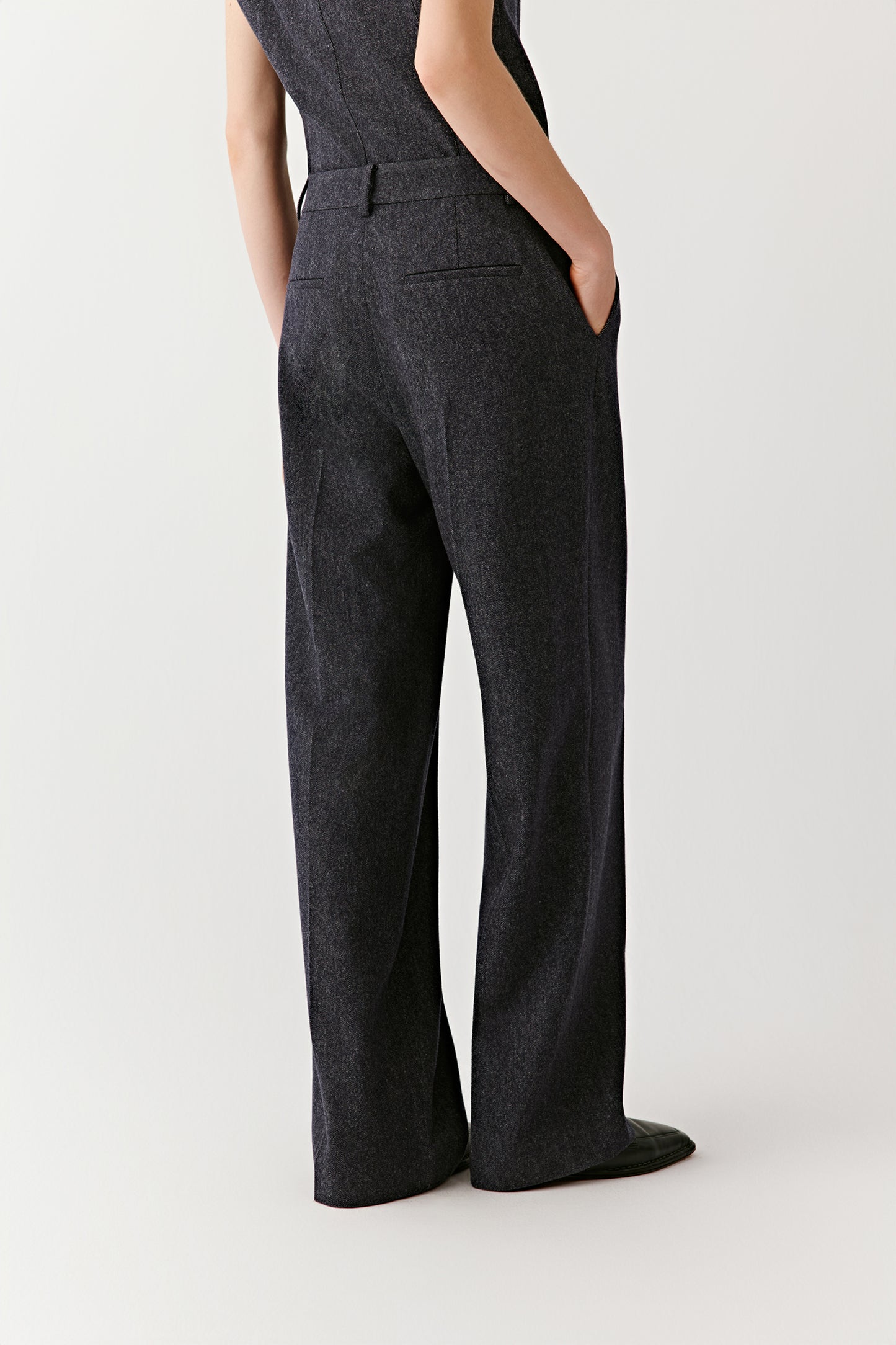 Pantalon droit en laine