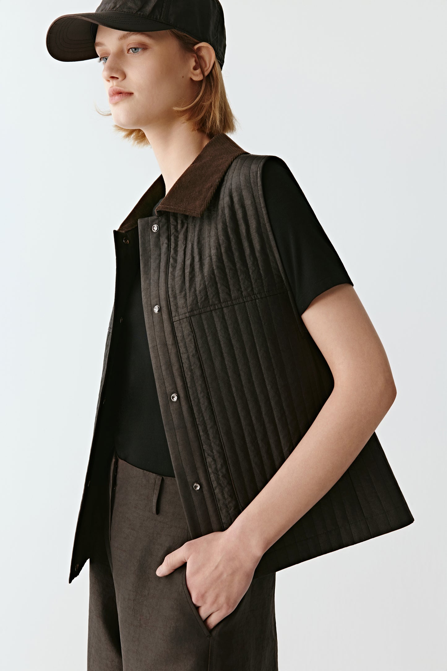 Sleeveless Vest in Gambiered Canton Gauze