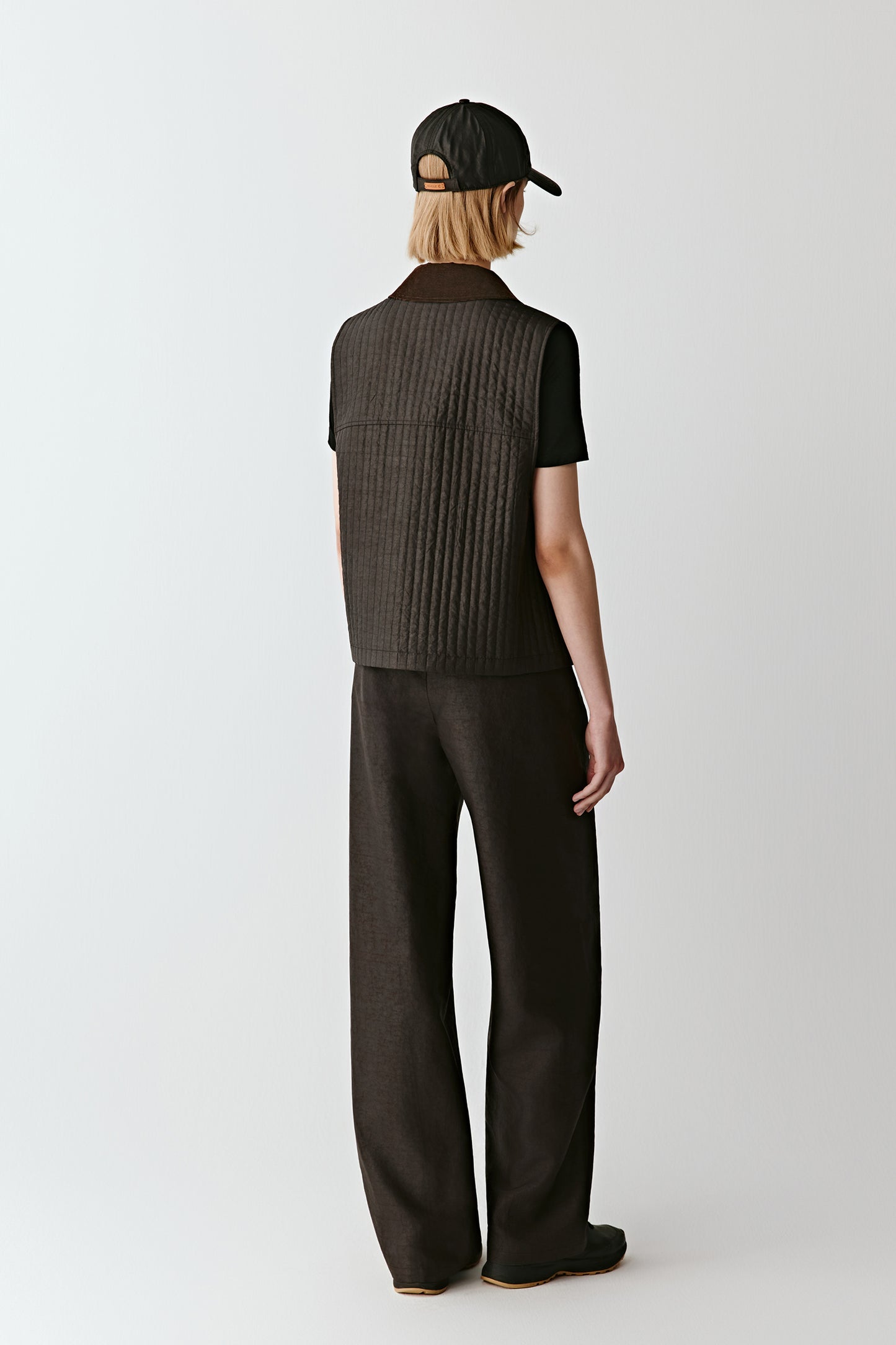 Sleeveless Vest in Gambiered Canton Gauze