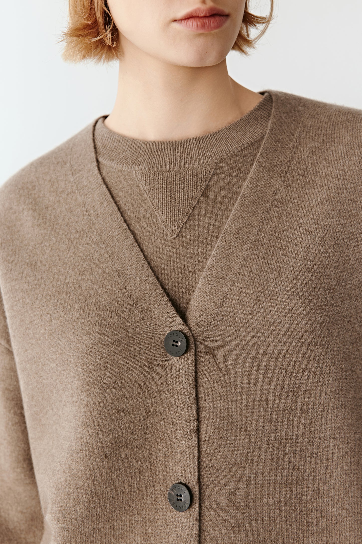 Cardigan in Undyed Cashmere and Wool Knit