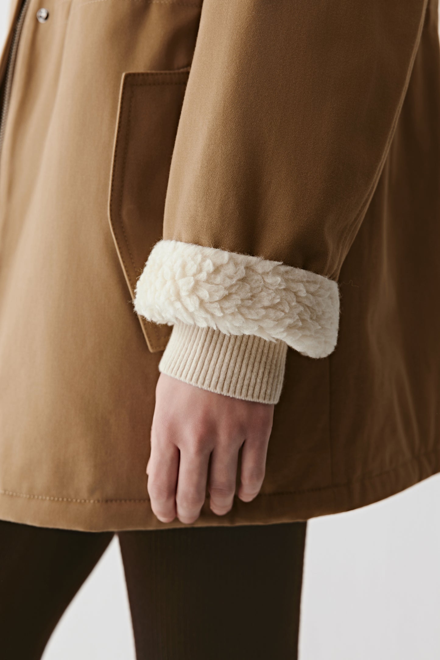 Parka en sergé de coton à col façon peau lainée