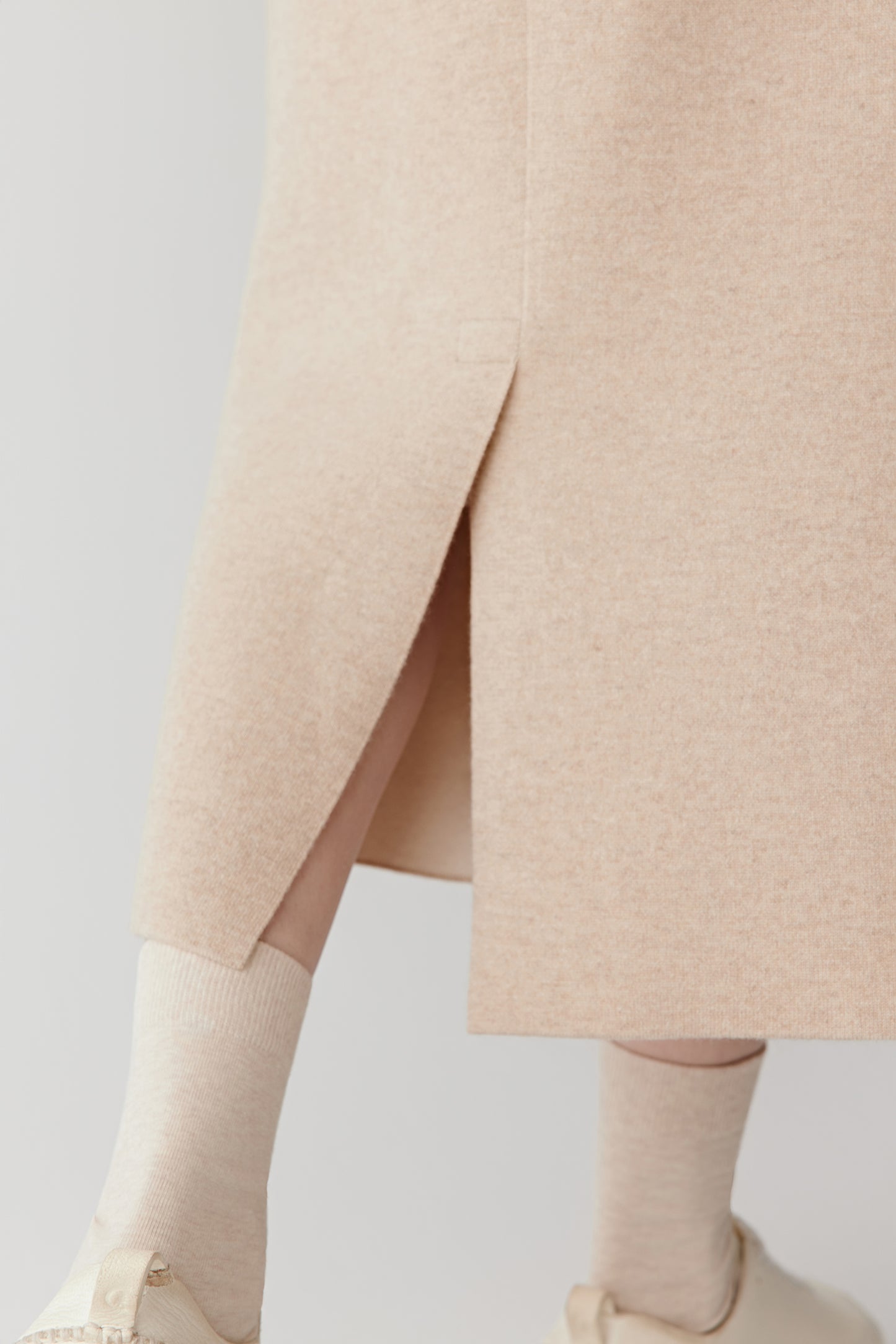 Jupe midi en cachemire sans teinture