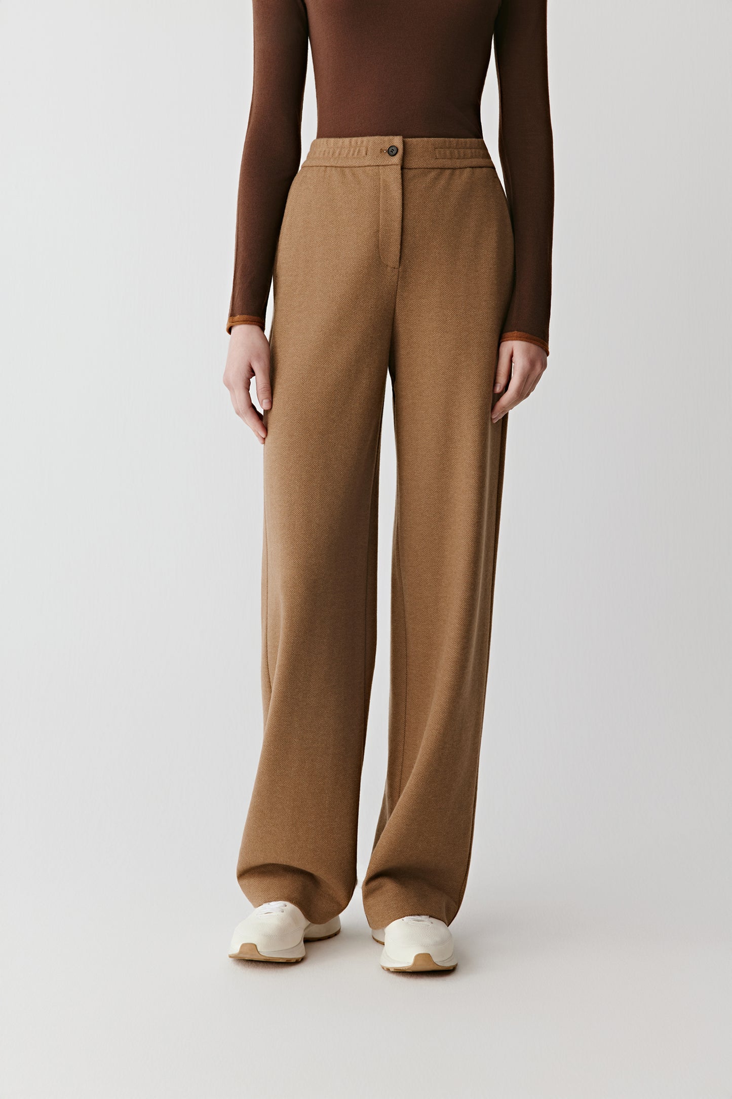 Pantalon droit en jersey jacquard de laine de chameau