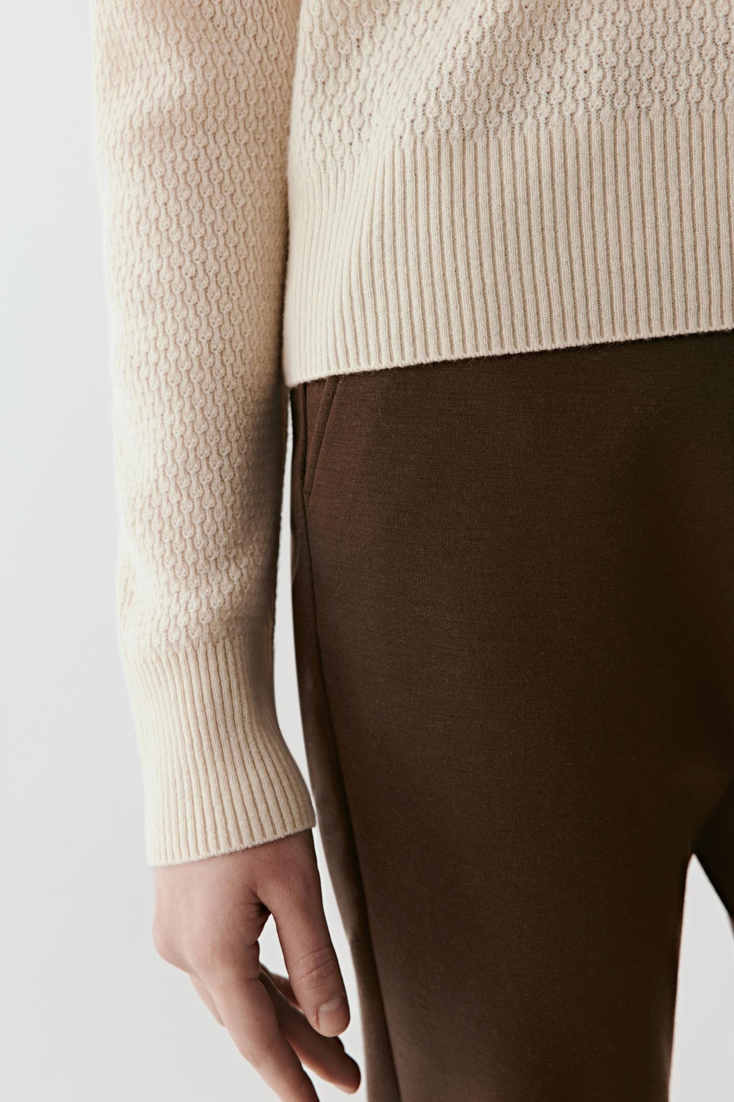 Pull à col rond en cachemire sans teinture