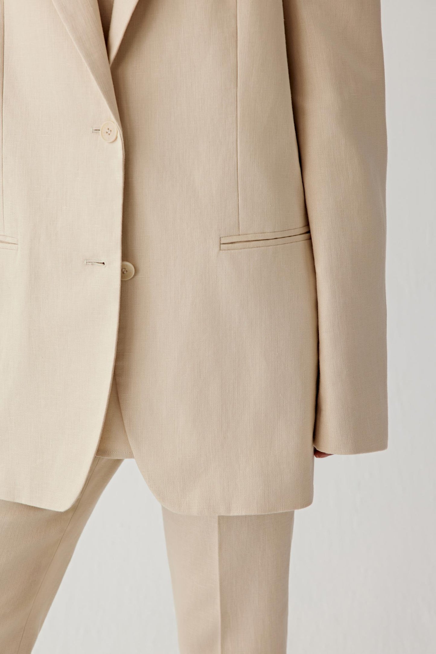 Close-up of the front buttons and lapel.