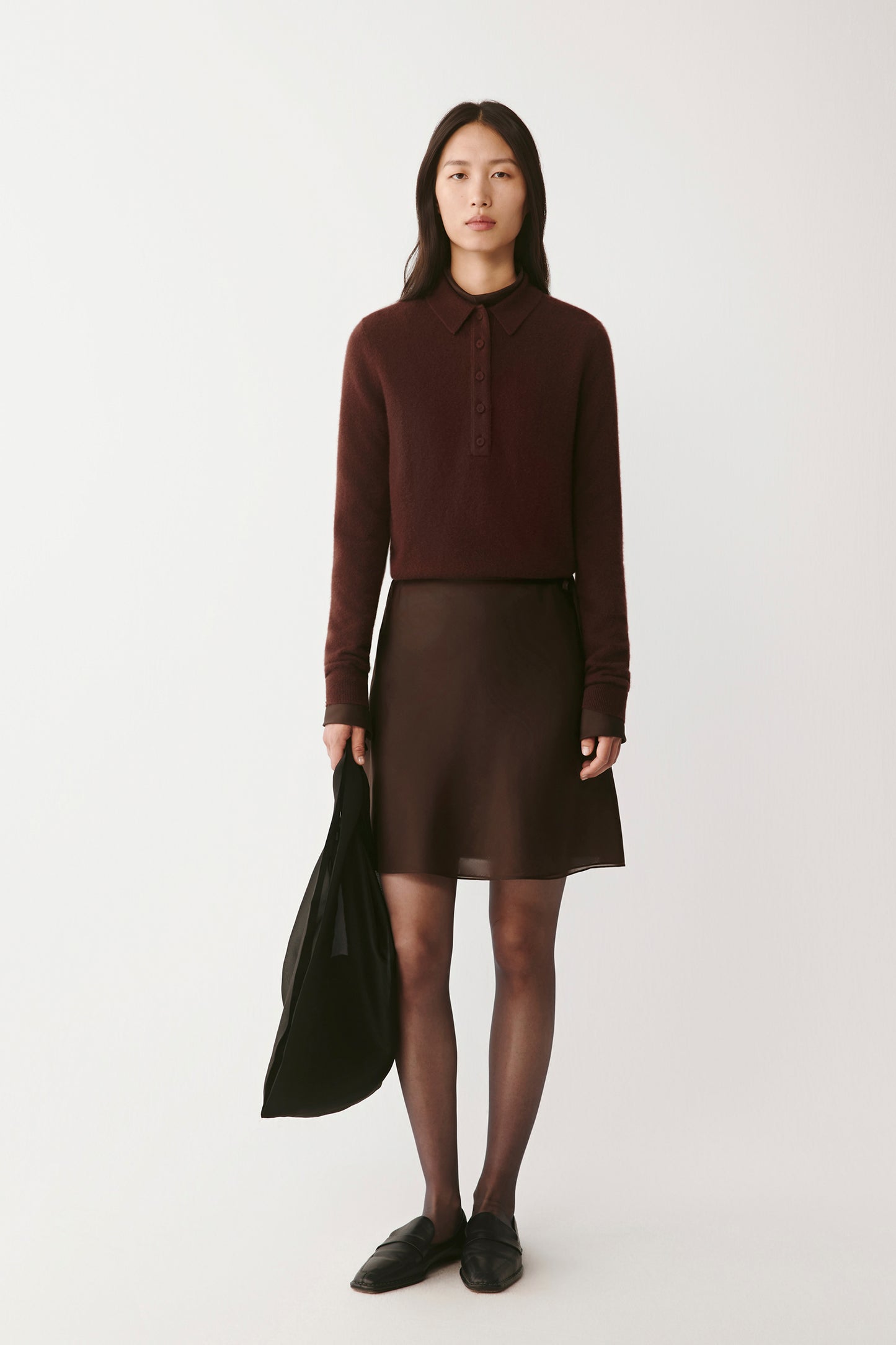 Short Skirt in Silk Organza and Wool