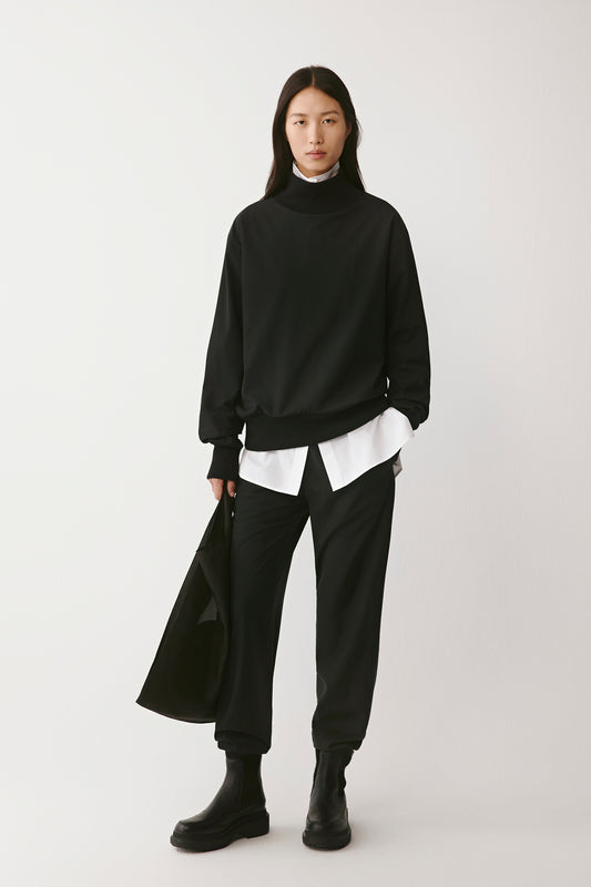 Long-Sleeved Sweater in Worsted Wool