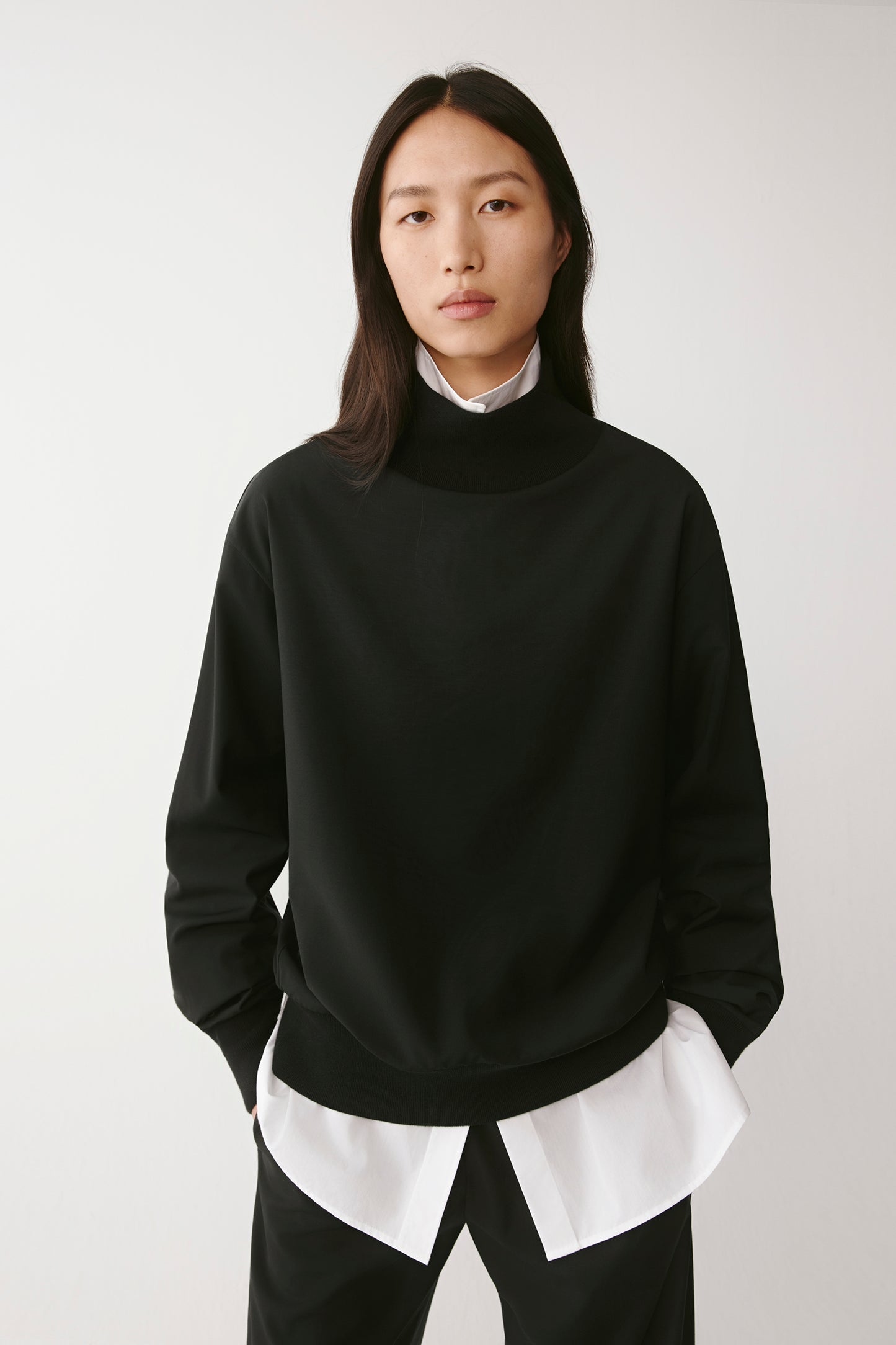 Long-Sleeved Sweater in Worsted Wool