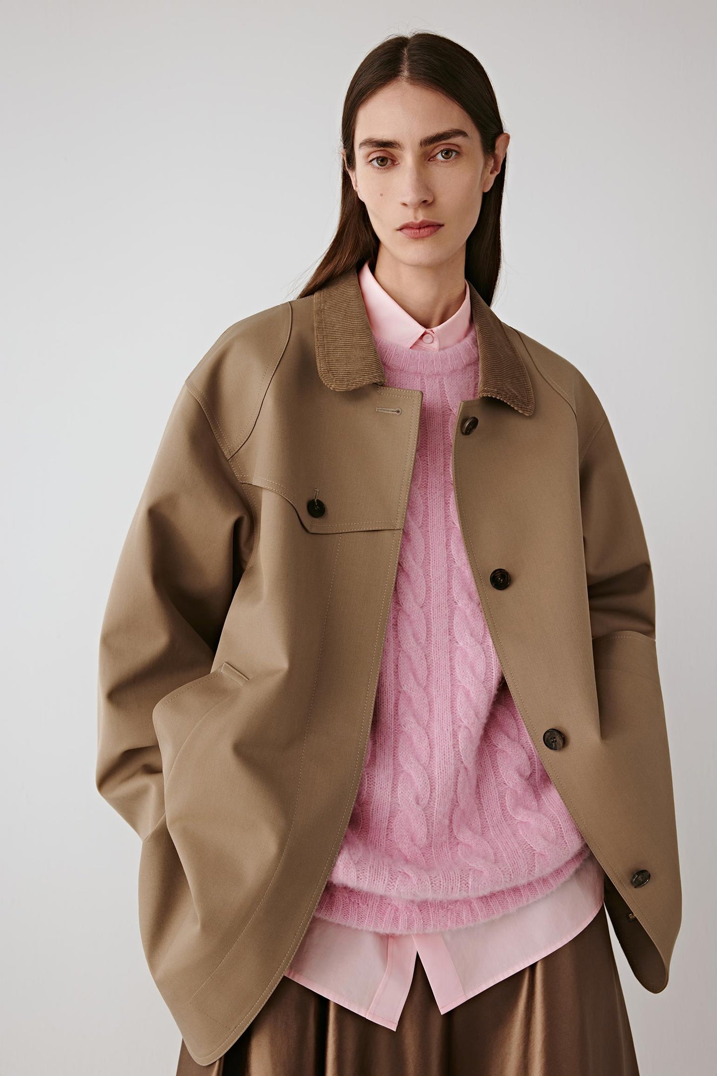 Parka en laine peignée et soie à col contrastant