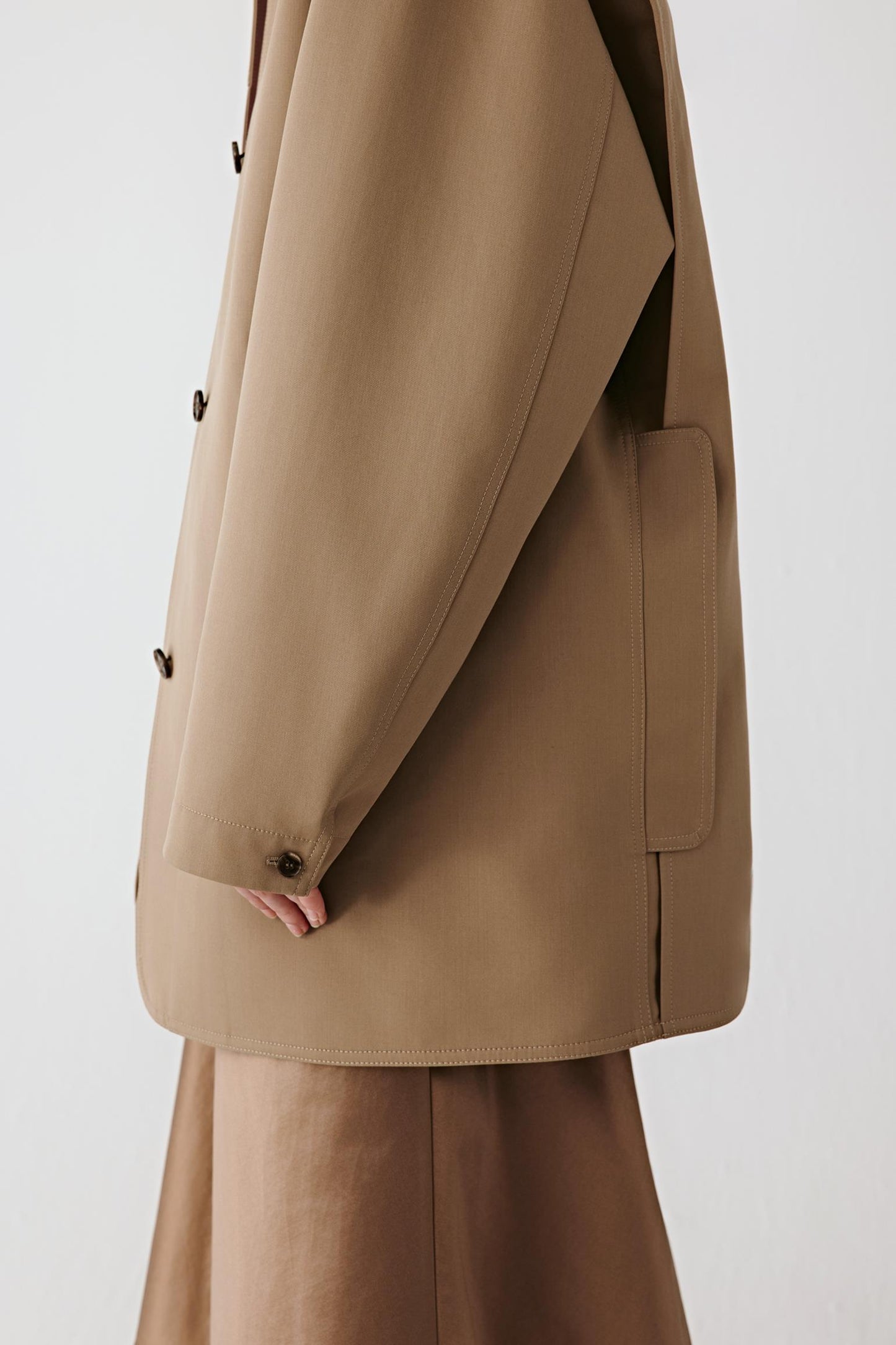 Parka en laine peignée et soie à col contrastant