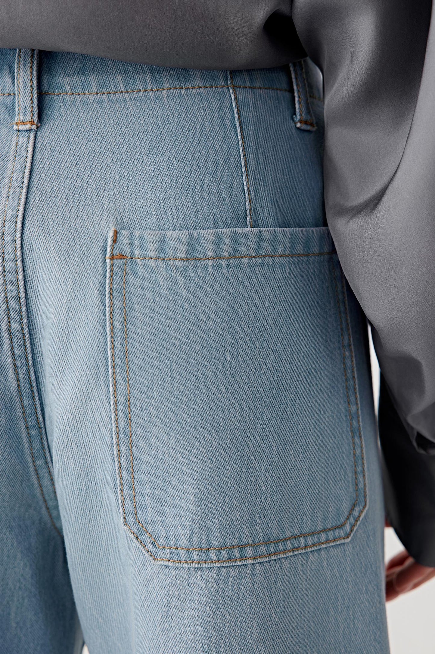 Detail of the back pocket and contrast stitching.