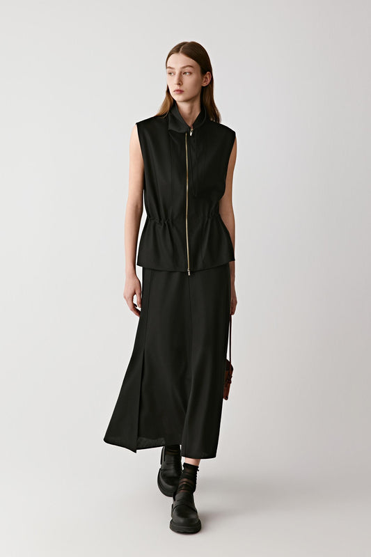 Sleeveless Jacket in Combed Wool