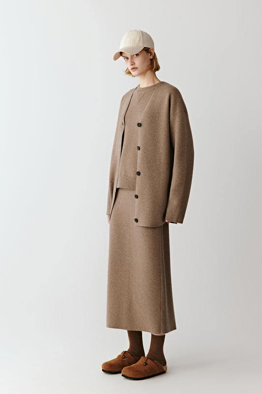 Cardigan in Undyed Cashmere and Wool Knit