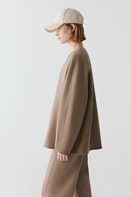 Short Coat in Double-Faced Undyed Wool and Silk