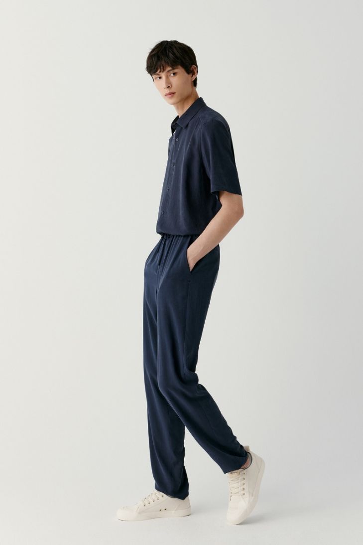 Straight fit silk trousers with elasticated waist
