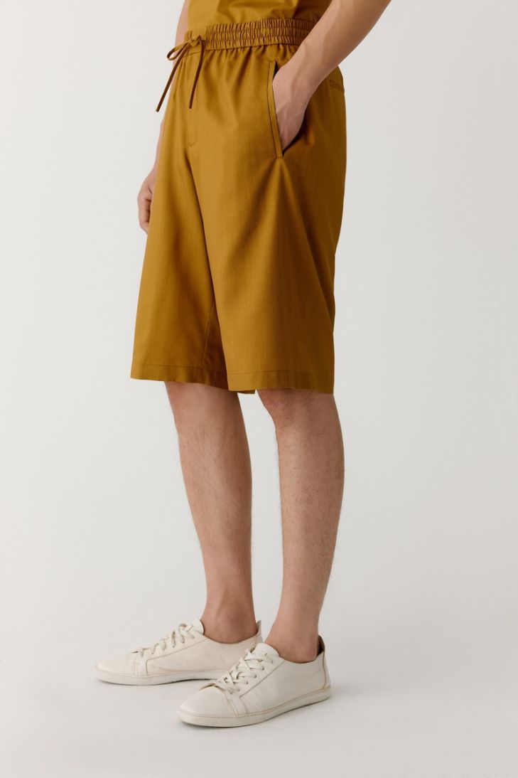 Adjustable silk bermuda shorts
