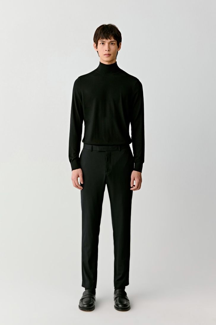 Turtleneck wool jumper