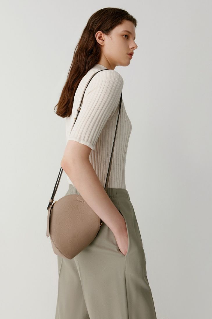 Small Seed grained leather shoulder bag