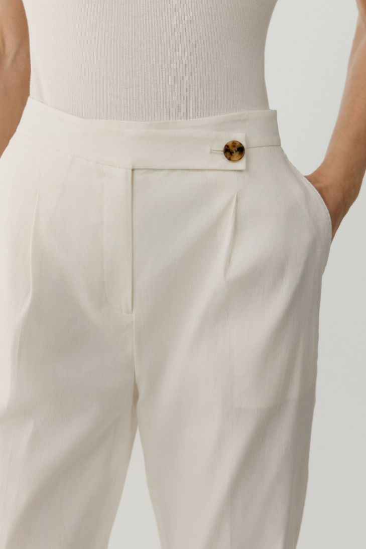 Pleated linen blend trousers