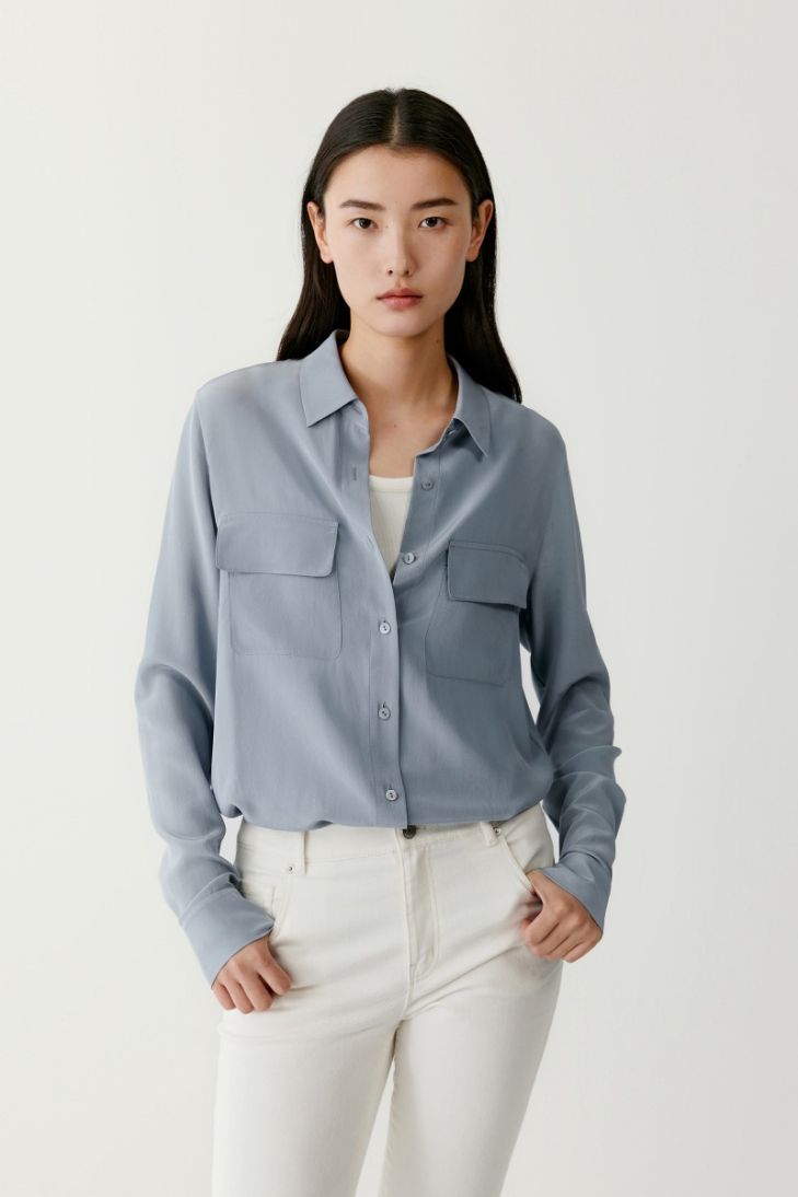 Straight fit silk shirt with patch pockets