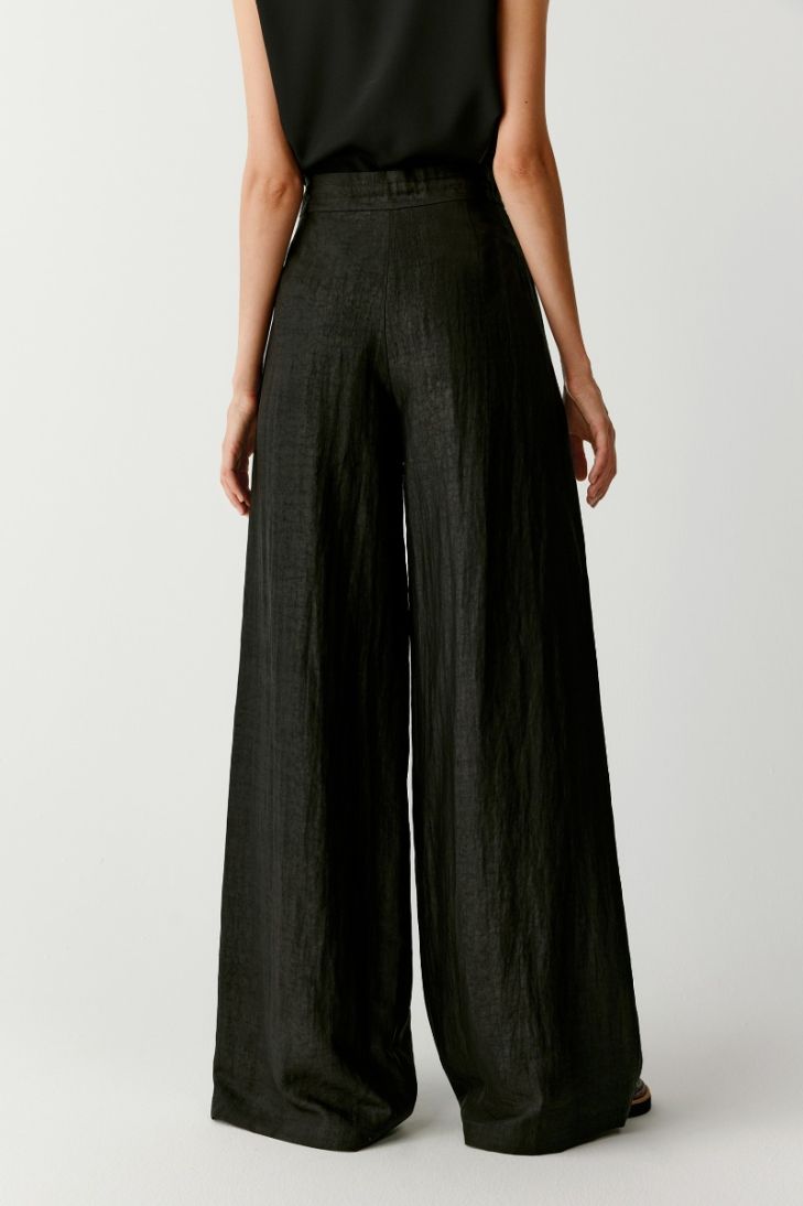 Pleated gambiered Canton gauze trousers