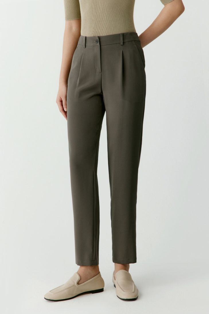 Tapered stretch silk crepe trousers