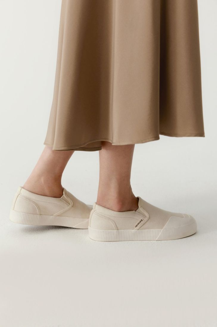Canvas Liberation slip-on shoes