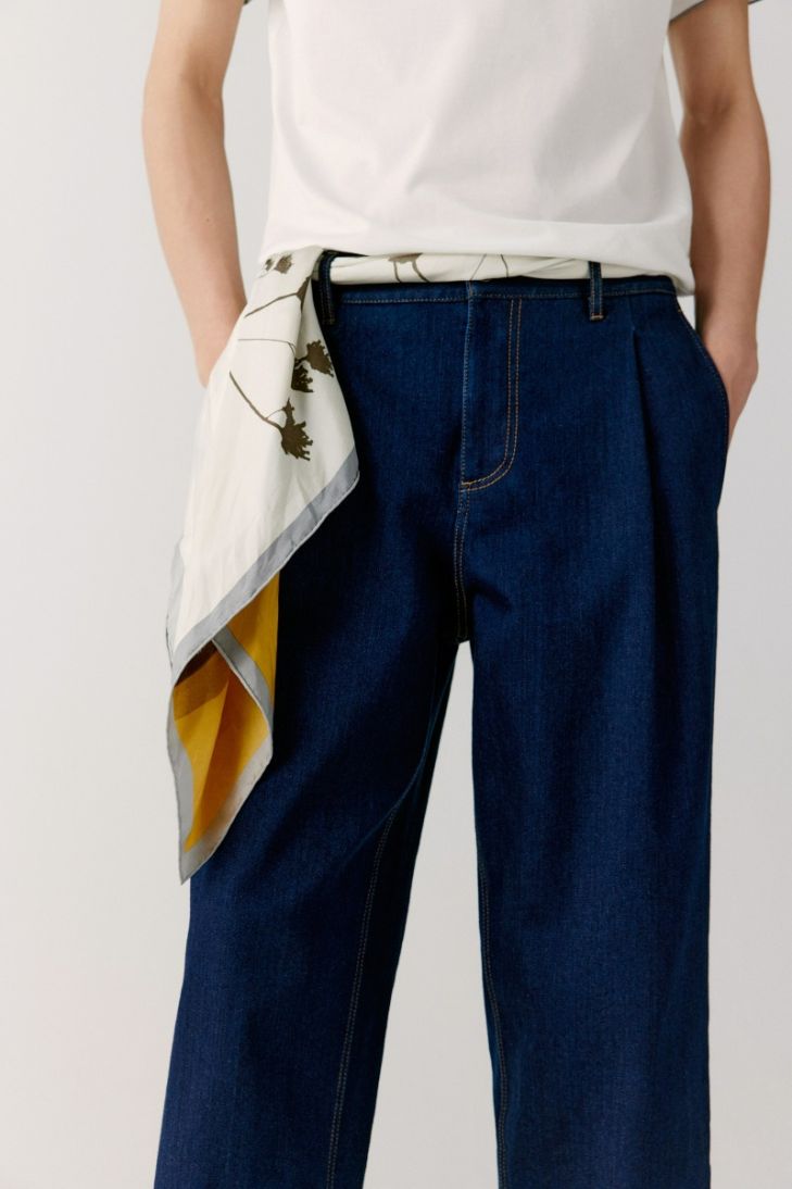Wide-leg cotton jeans