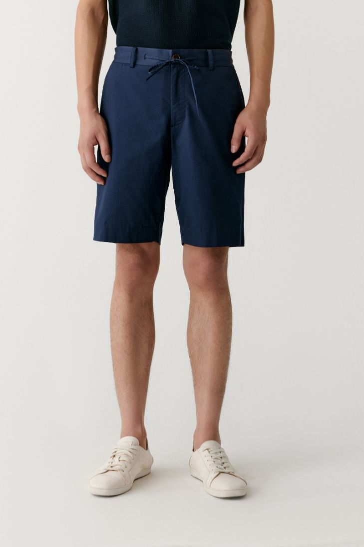 Adjustable bermuda shorts