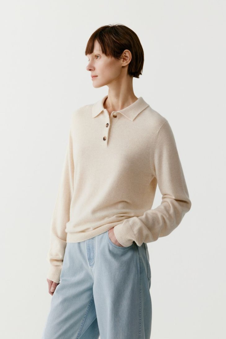 Cashmere jumper with polo collar