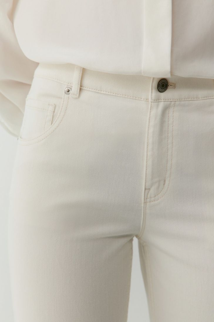 Cropped slim leg stretch cotton jeans