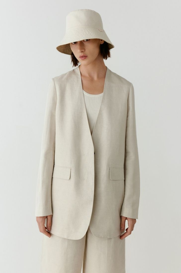 Collarless linen and silk-blend blazer