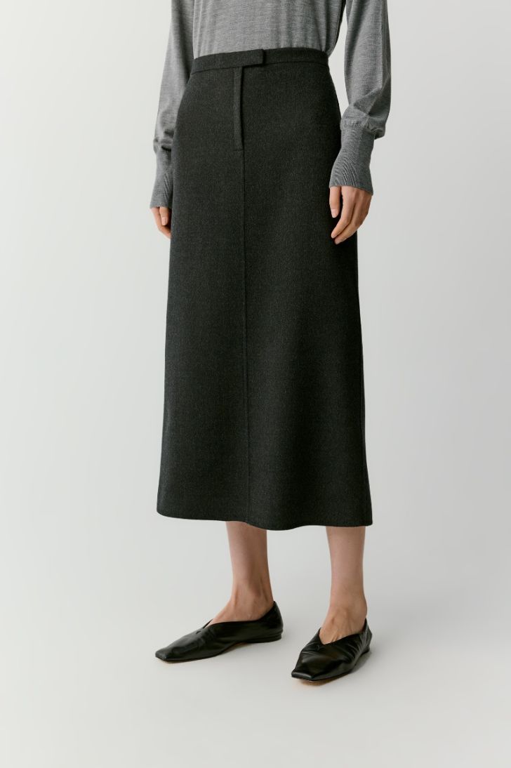 Straight double face wool skirt