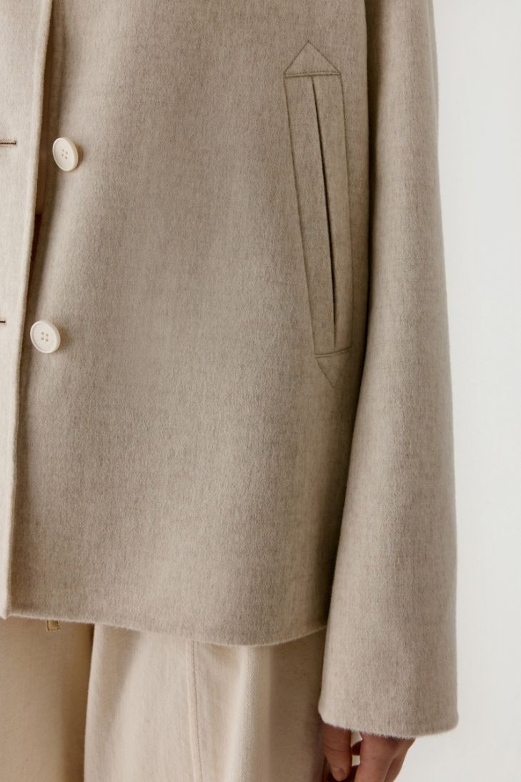 Wool and cashmere blend cropped jacket 