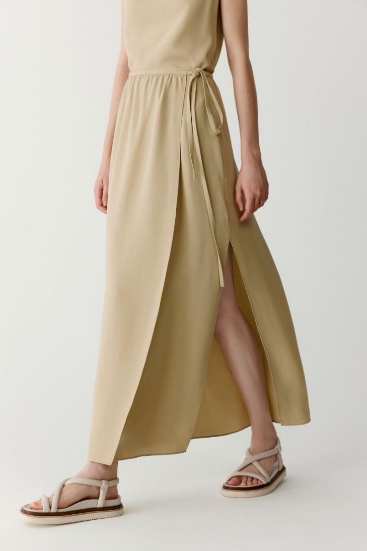 Long silk crepe skirt with slit