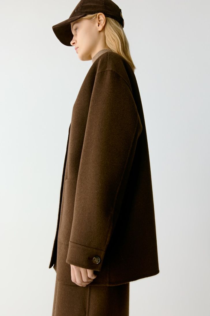 Short double face yak wool coat